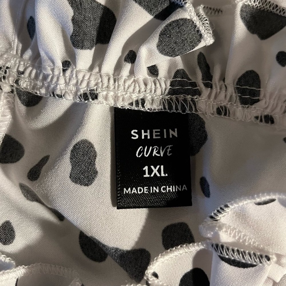 SHEIN Curve Animal Print Blouse - Picture 5 of 6